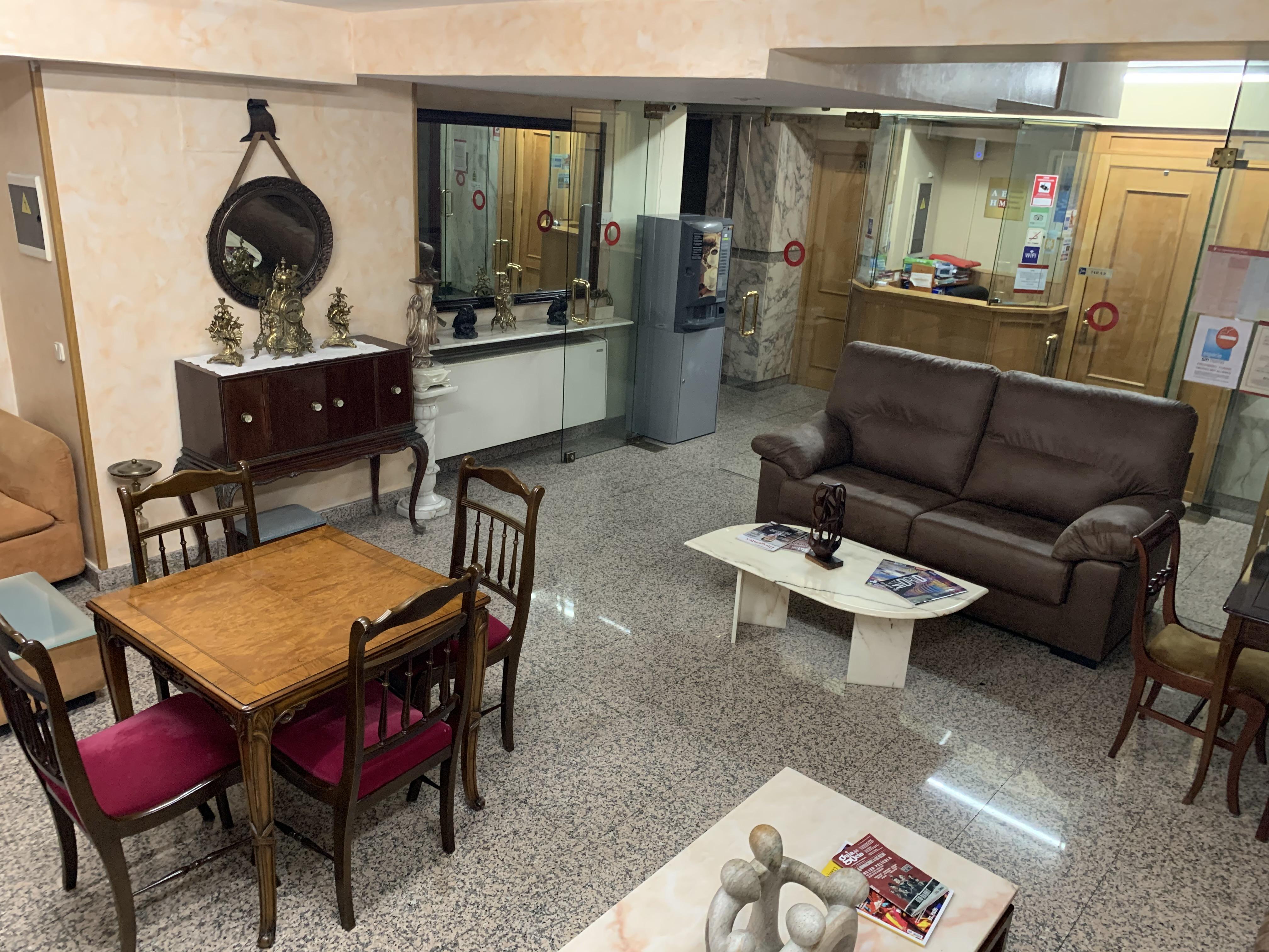 Hostal Juan Xxiii ซานเซบัสเตียน เดลอส เรเยส ภายนอก รูปภาพ