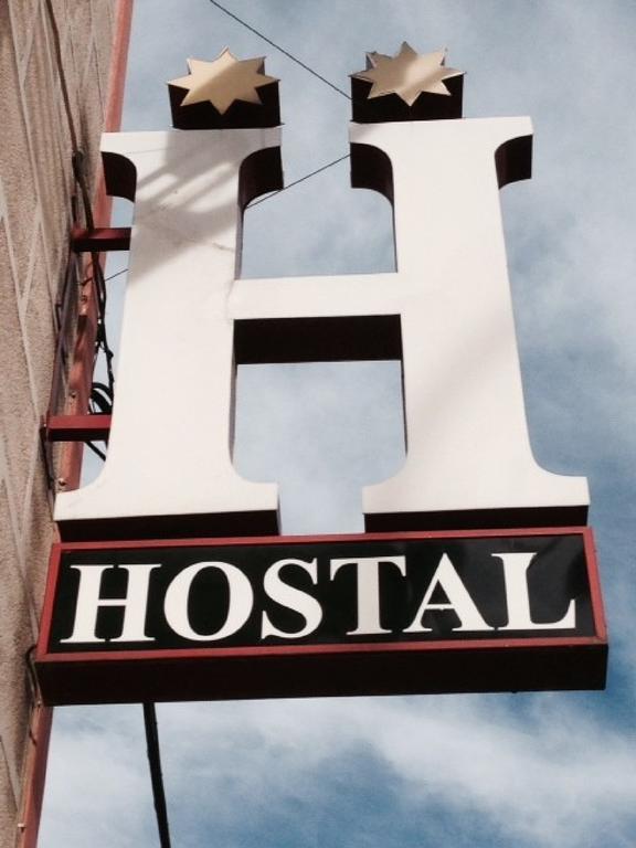 Hostal Juan Xxiii ซานเซบัสเตียน เดลอส เรเยส ภายนอก รูปภาพ