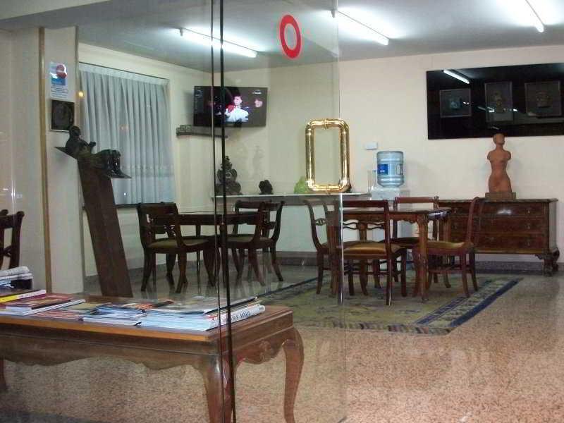 Hostal Juan Xxiii ซานเซบัสเตียน เดลอส เรเยส ภายนอก รูปภาพ